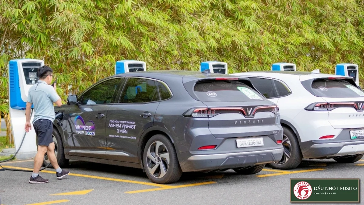 HEV, BEV, PHEV Là Gì? FUSITO Hé Lộ Cách Chọn Xe Ô Tô Điện Chuẩn Nhất!
