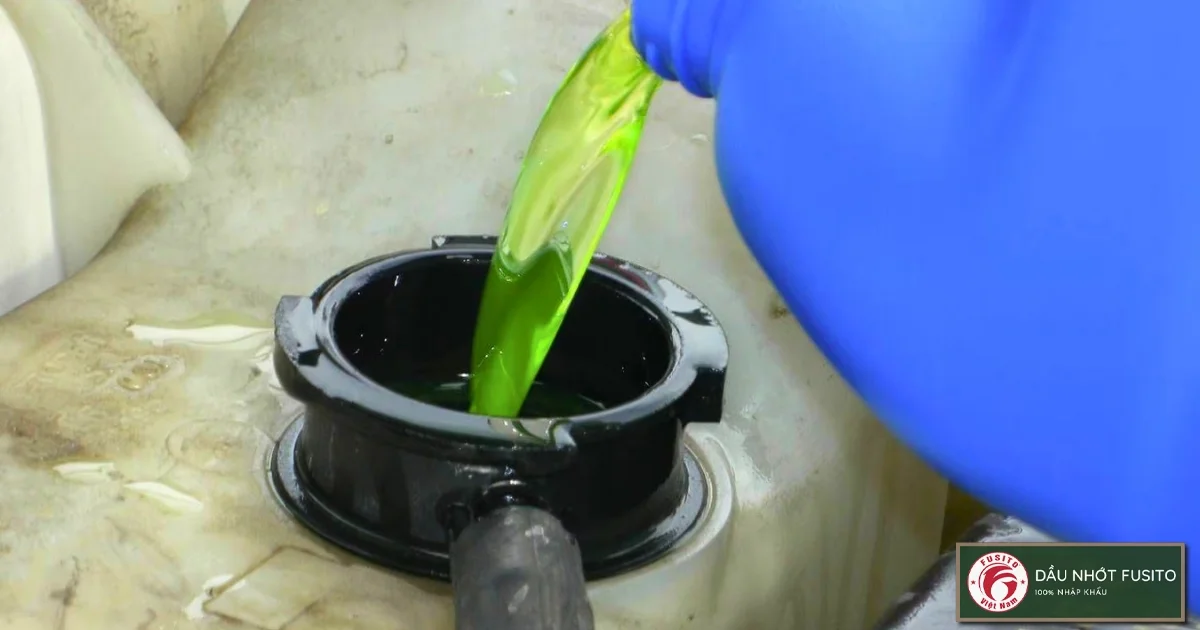 Nước Làm Mát Ô Tô Màu Xanh, Đỏ, Hồng Khác Nhau Như Thế Nào?