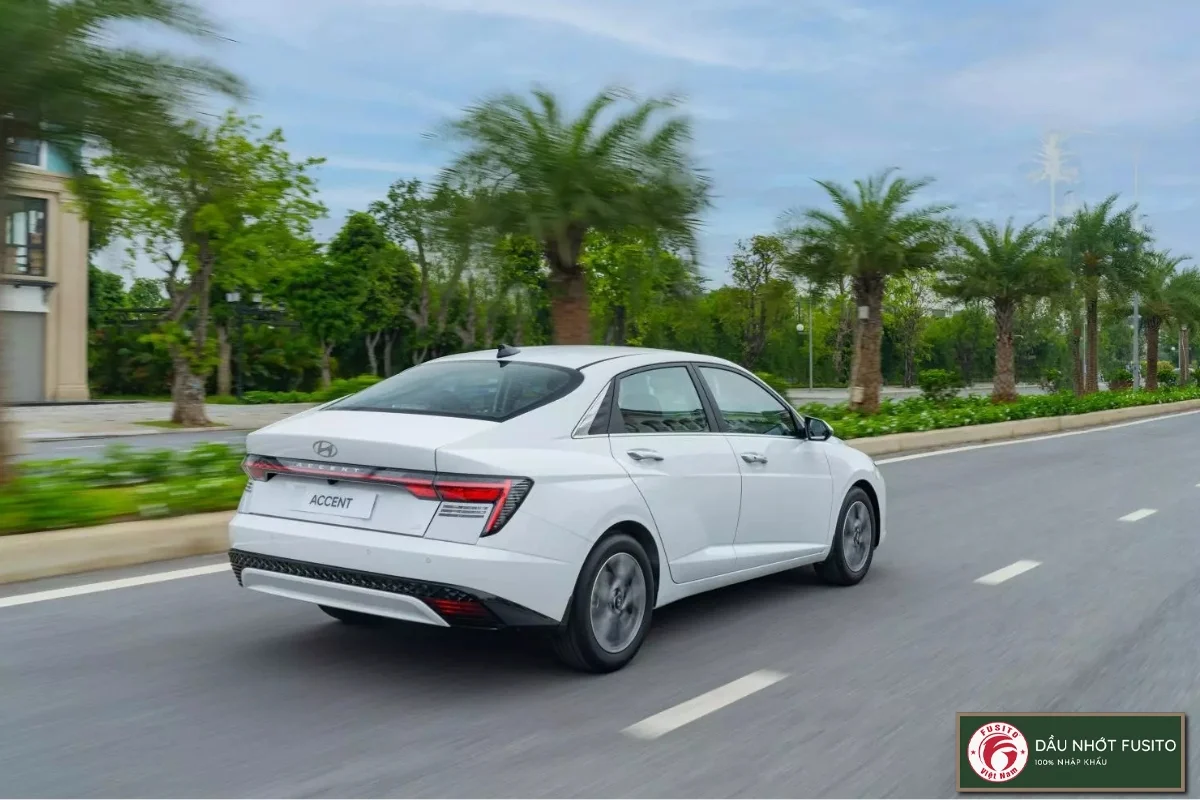 Hyundai Accent 2025: Dầu Nhớt Nào Tốt Nhất Cho Động Cơ SmartStream?