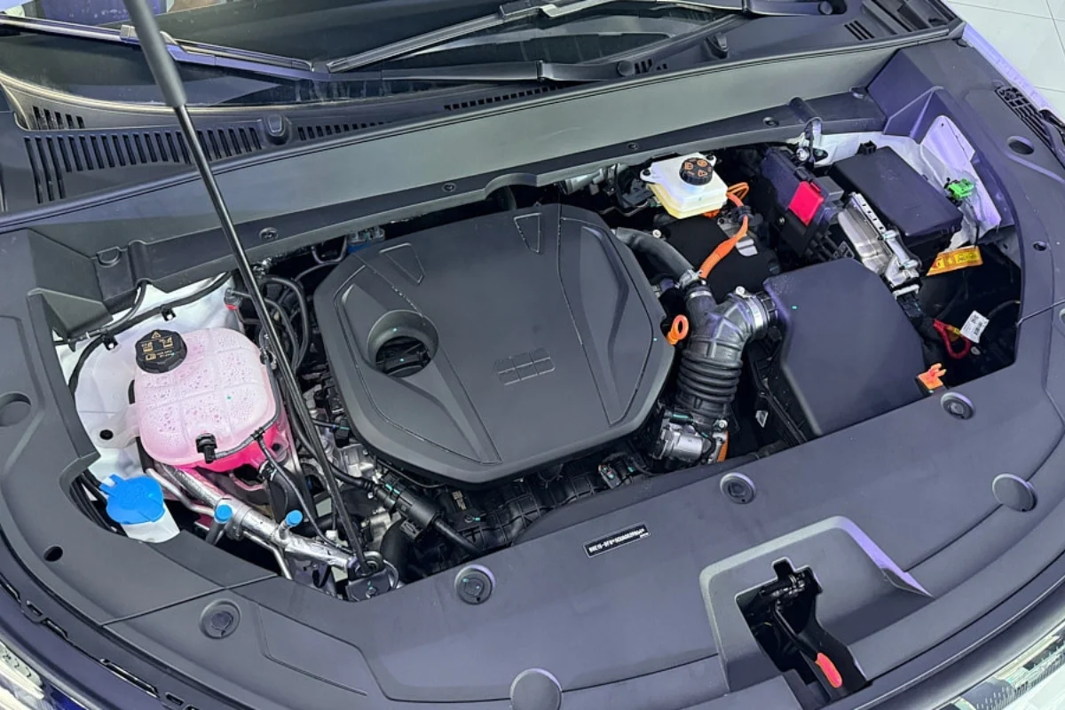 Soi Động Cơ Geely EX5 EM-i: "Kinh Ngạc" Hiệu Suất Nhiệt Đạt 46,5%